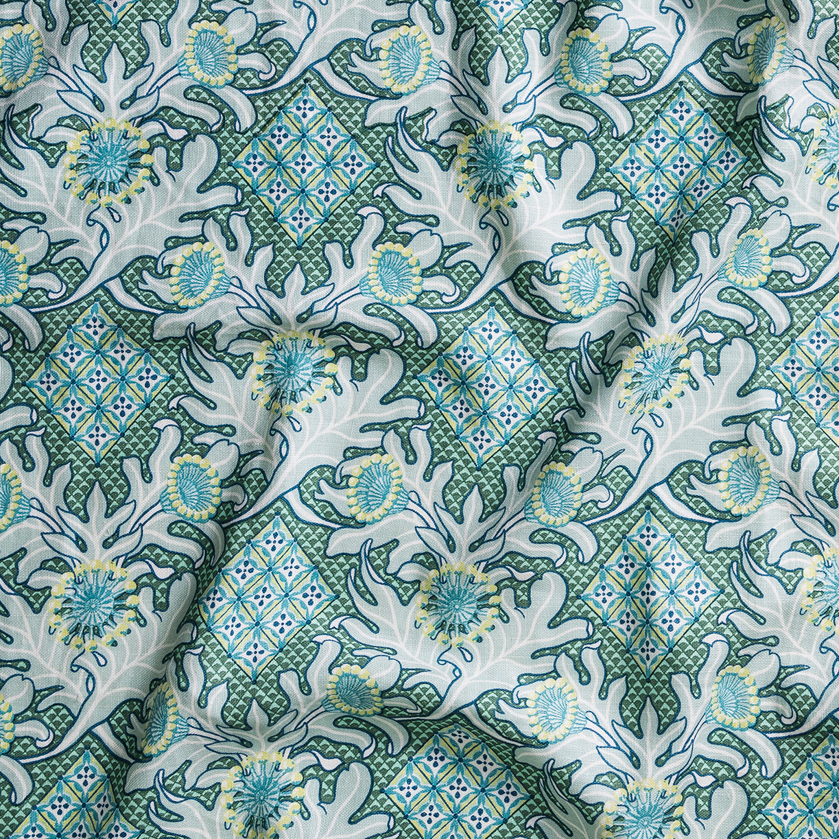 Firewheel Trellis Ocean Furnishing Linen