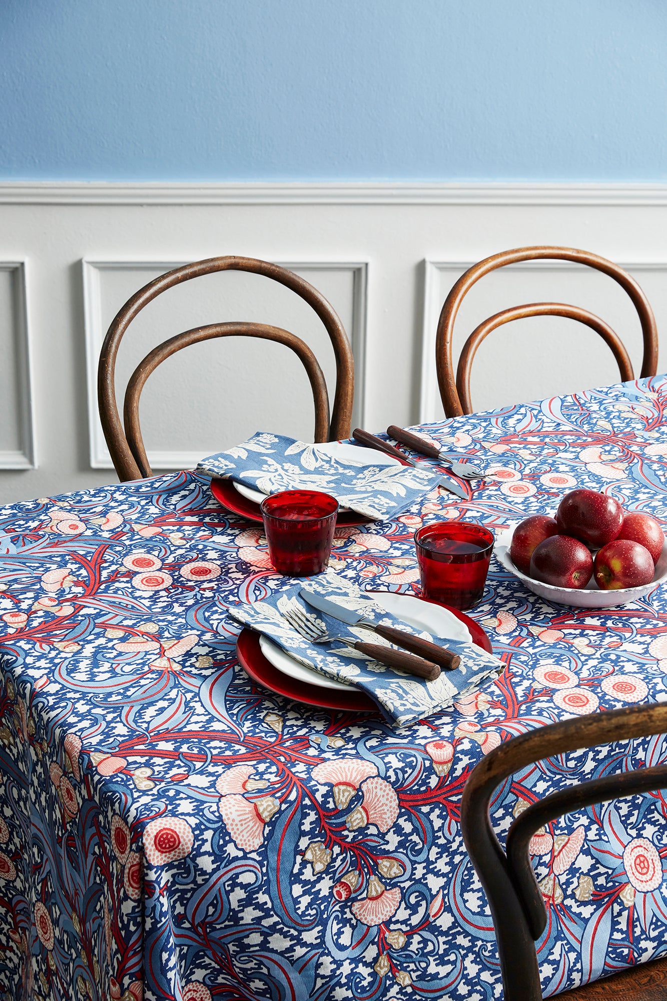 Gum Blue Tablecloth